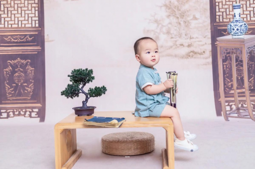 台湾孕妇尖肚子和圆肚子